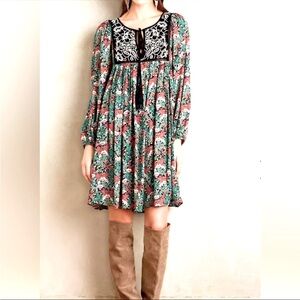 Anthropologie- Floreat Ottava Peasant Floral Dress with Black Embroidery